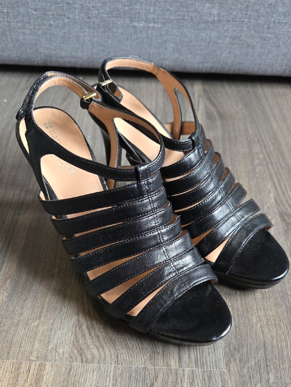 Naturalizer Black Strappy Slingback Sandals